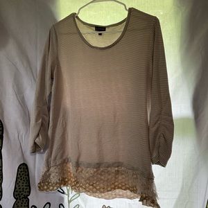 Long Sleeved Stripped Shirt